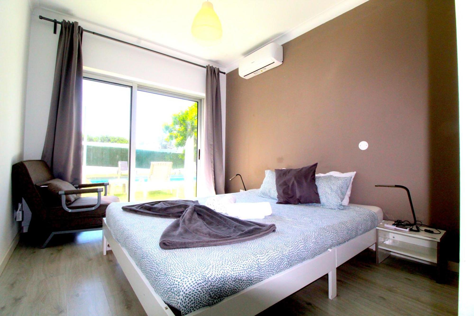 Villa Casa De Cedros à Setúbal Extérieur photo